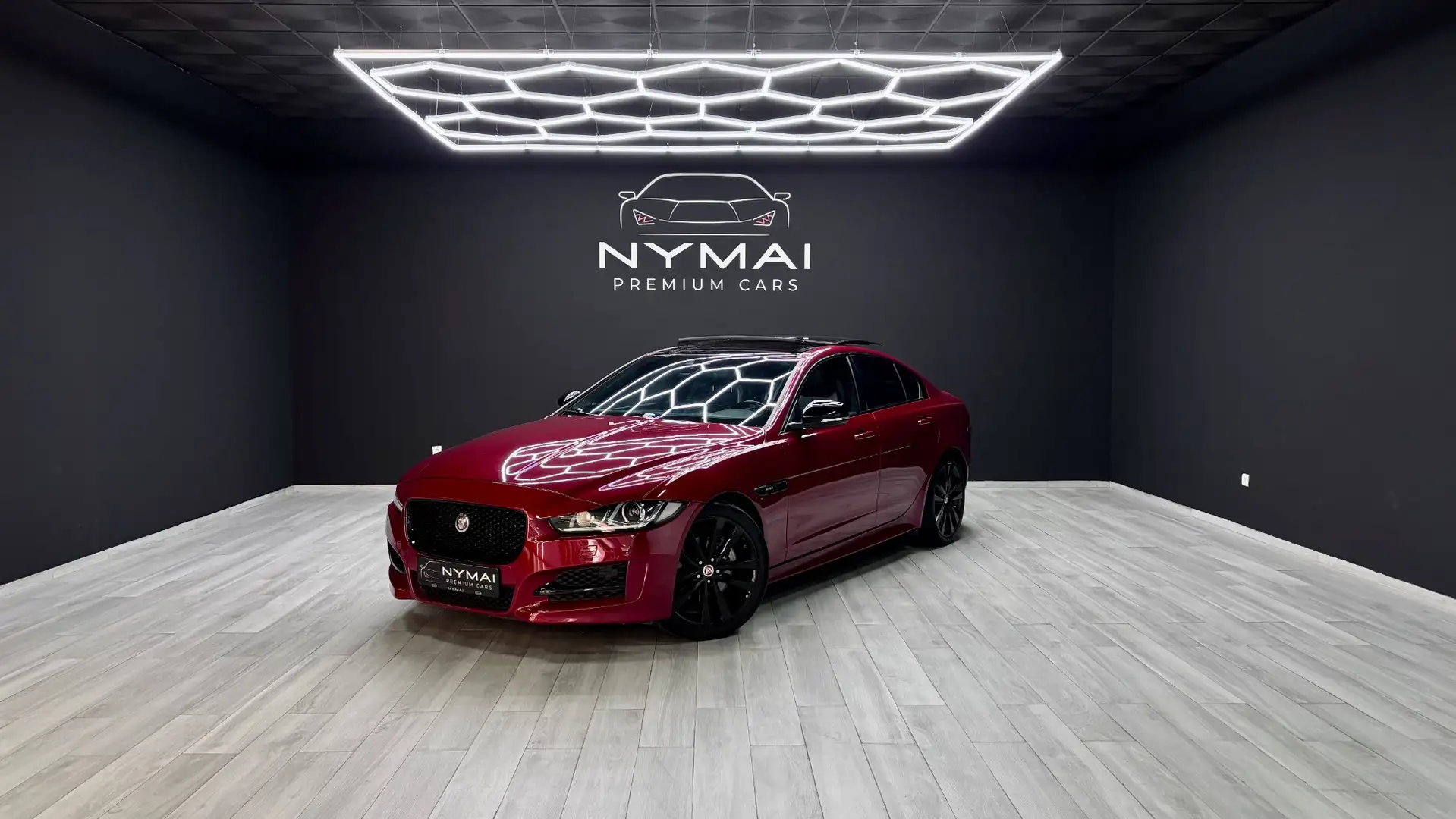 Jaguar XE 2.0 Diesel R-Sport AWD Aut. 180 Mauve - 1