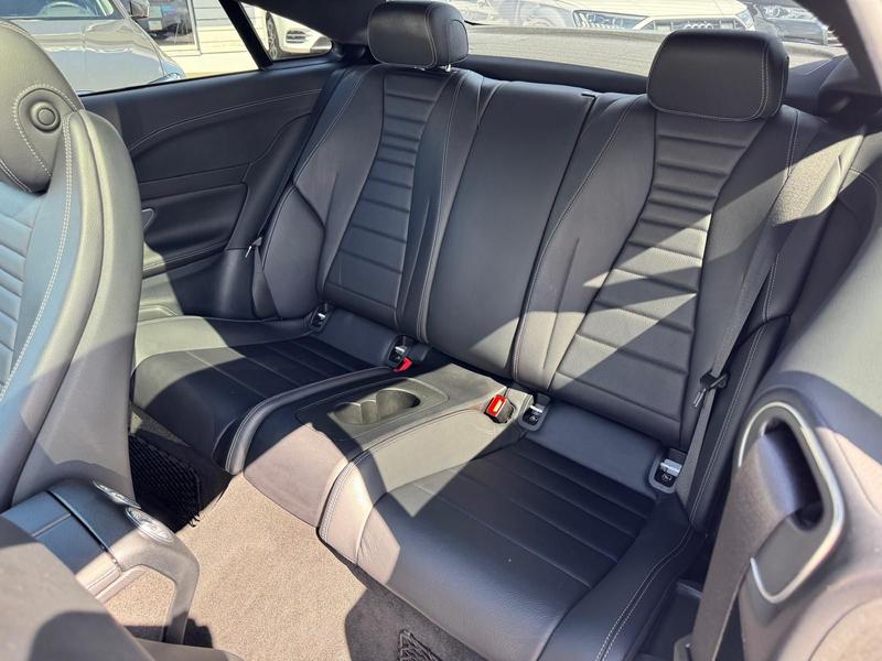 Mercedes-Benz E 400 4Matic AMG Line BURMESTER PANO WIDESCREEN — photo 11