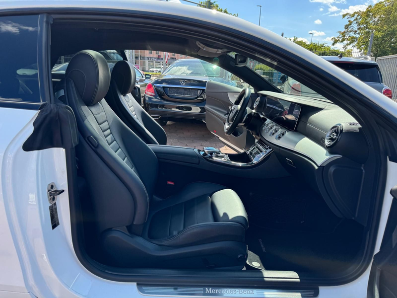 Mercedes-Benz E 400 4Matic AMG Line BURMESTER PANO WIDESCREEN — photo 13