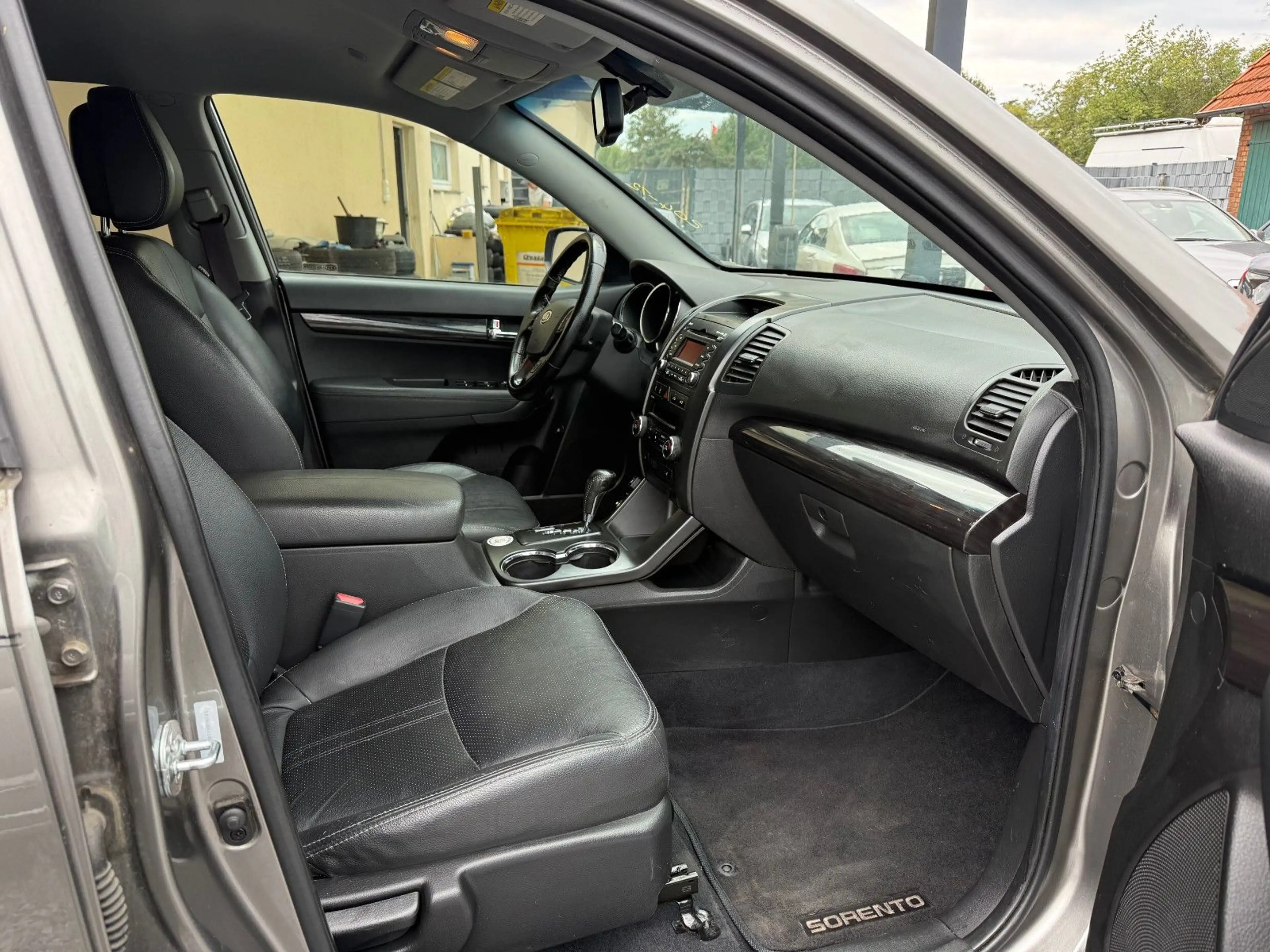 Kia Sorento 2.4 CVVT AWD+LPG Gas+Leder+7 Sitze+AHK+ — photo 15