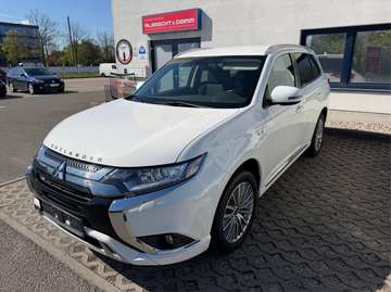2.4 PHEV Basis 4WD