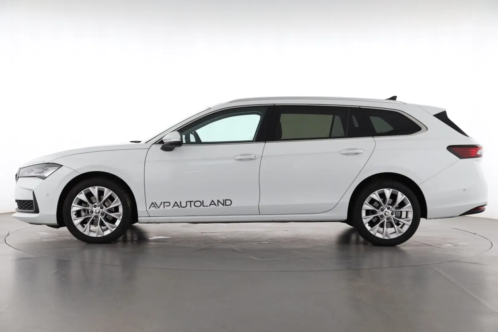 Skoda Superb Combi 2.0 TDI DSG SELEC #SONDERANGEBOT Weiß - 2