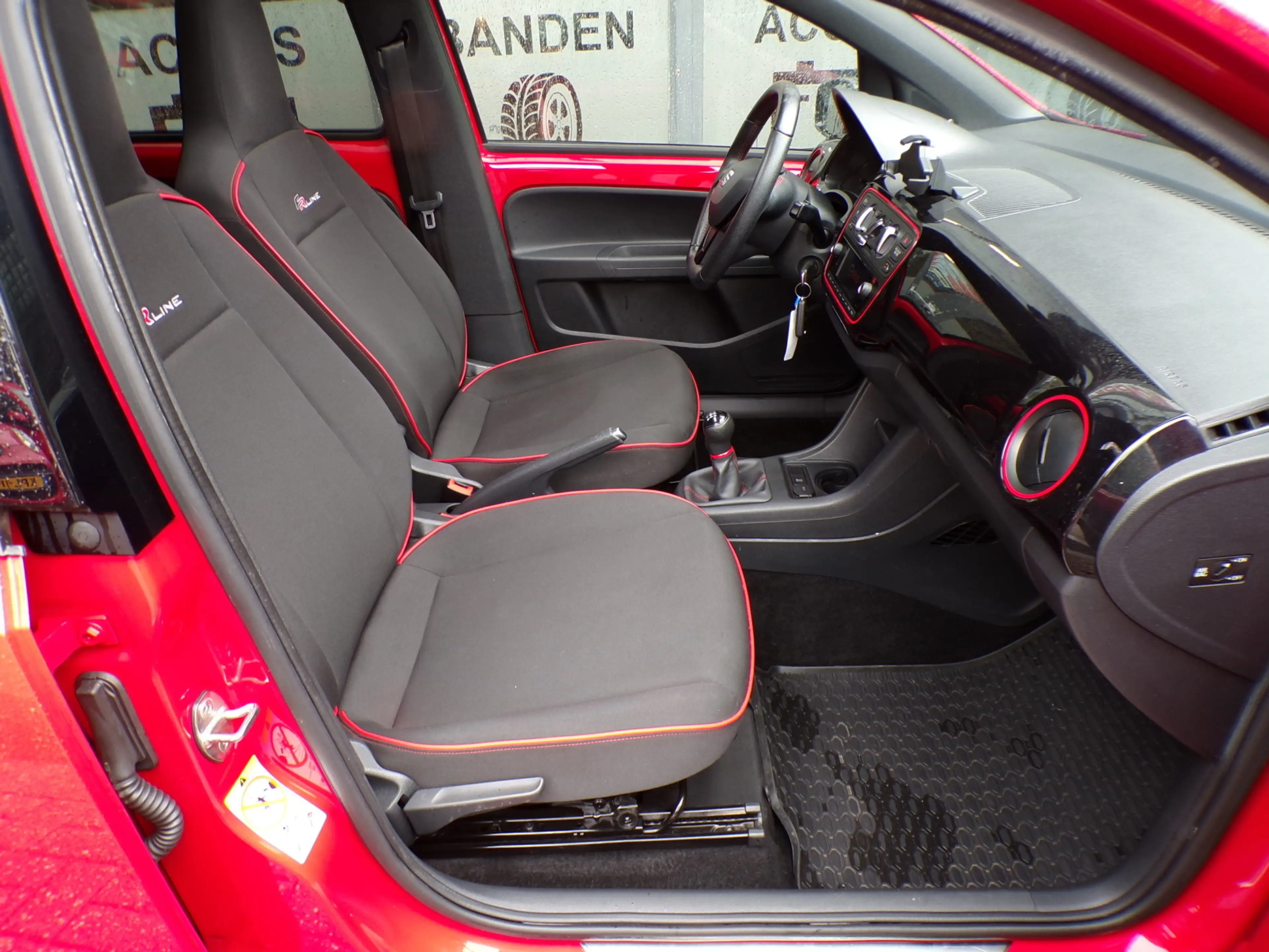 SEAT Mii 1.0 5-Drs Red FR Edition PANO DAK,CRUISE,TOP STAAT — photo 9