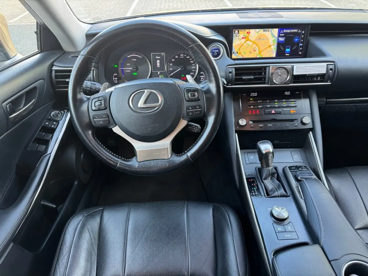 Lexus IS 300 300h Hybrid Edition 30 ACC OPENDAK LEER PRIMA AUTO Šedá - 2