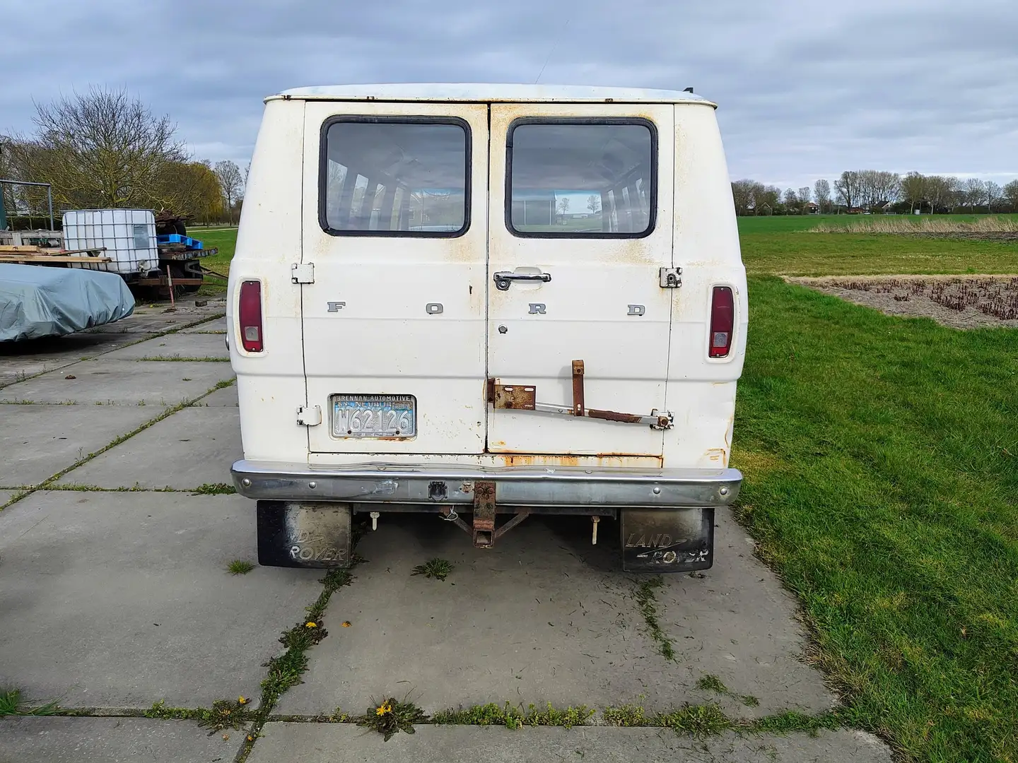 Ford Econoline E300 Weiß - 2