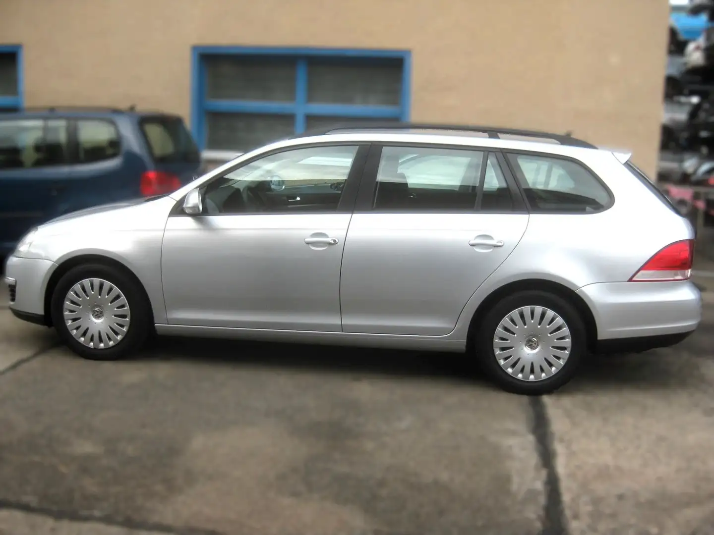 Volkswagen Golf V Variant Trendline * TÜV 05/2027* Silber - 1