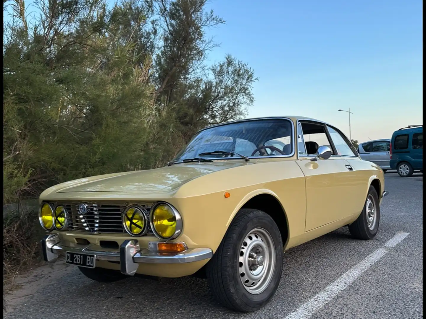 Alfa Romeo GT GT VELOCE 2000 Jaune - 2