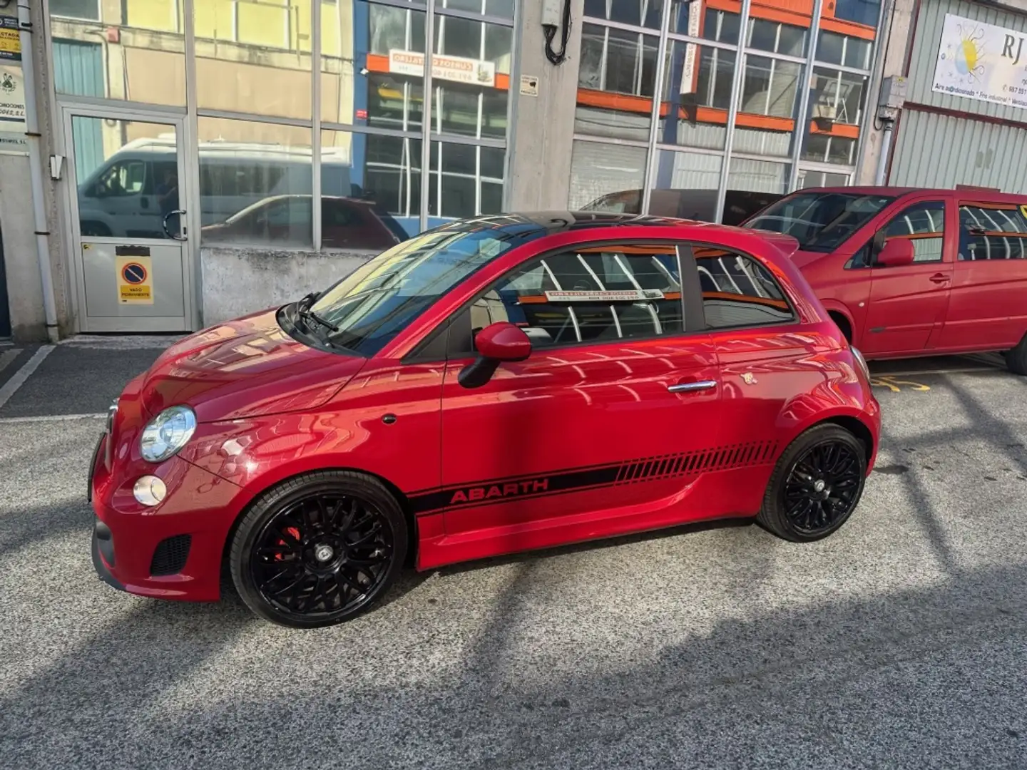 Abarth 500 1.4T JET Rojo - 1