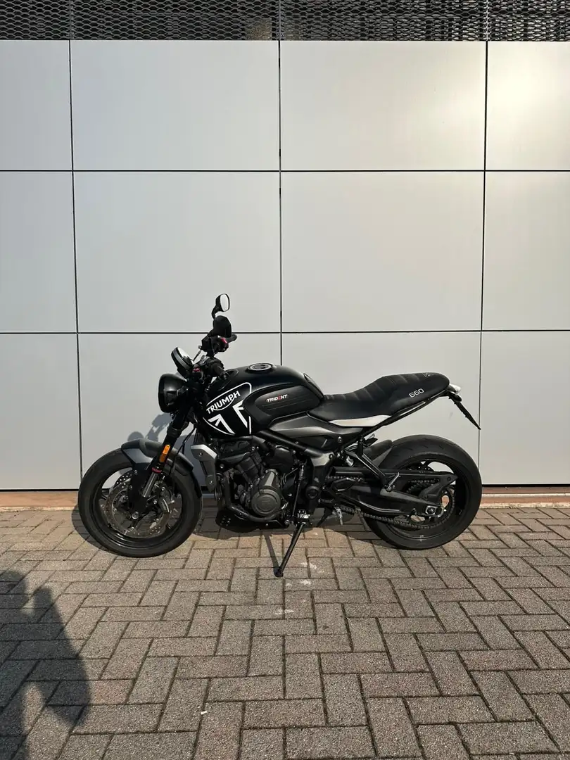 Triumph Trident 660 - 2