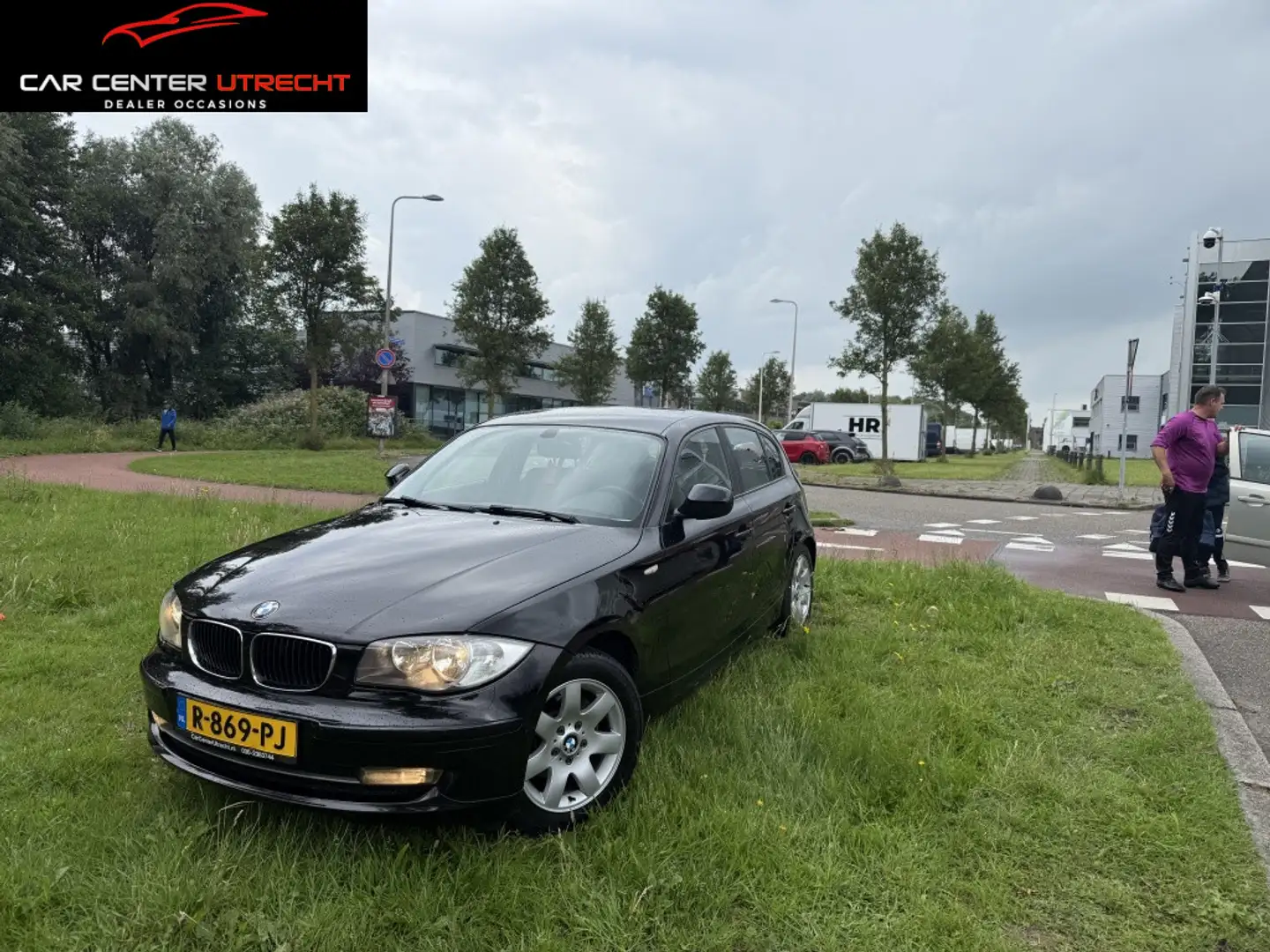 BMW 116 1-serie 116i High Executive AIRCO|6 VESN|START&STO Zwart - 1