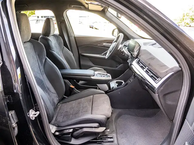 BMW X1 view 4