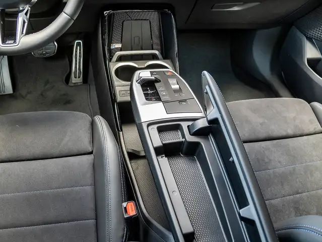 BMW X1 view 8