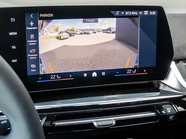 BMW X1 view 7