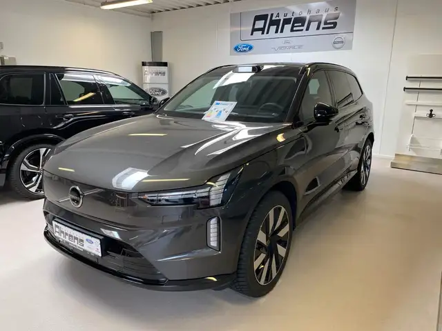 Volvo EX90