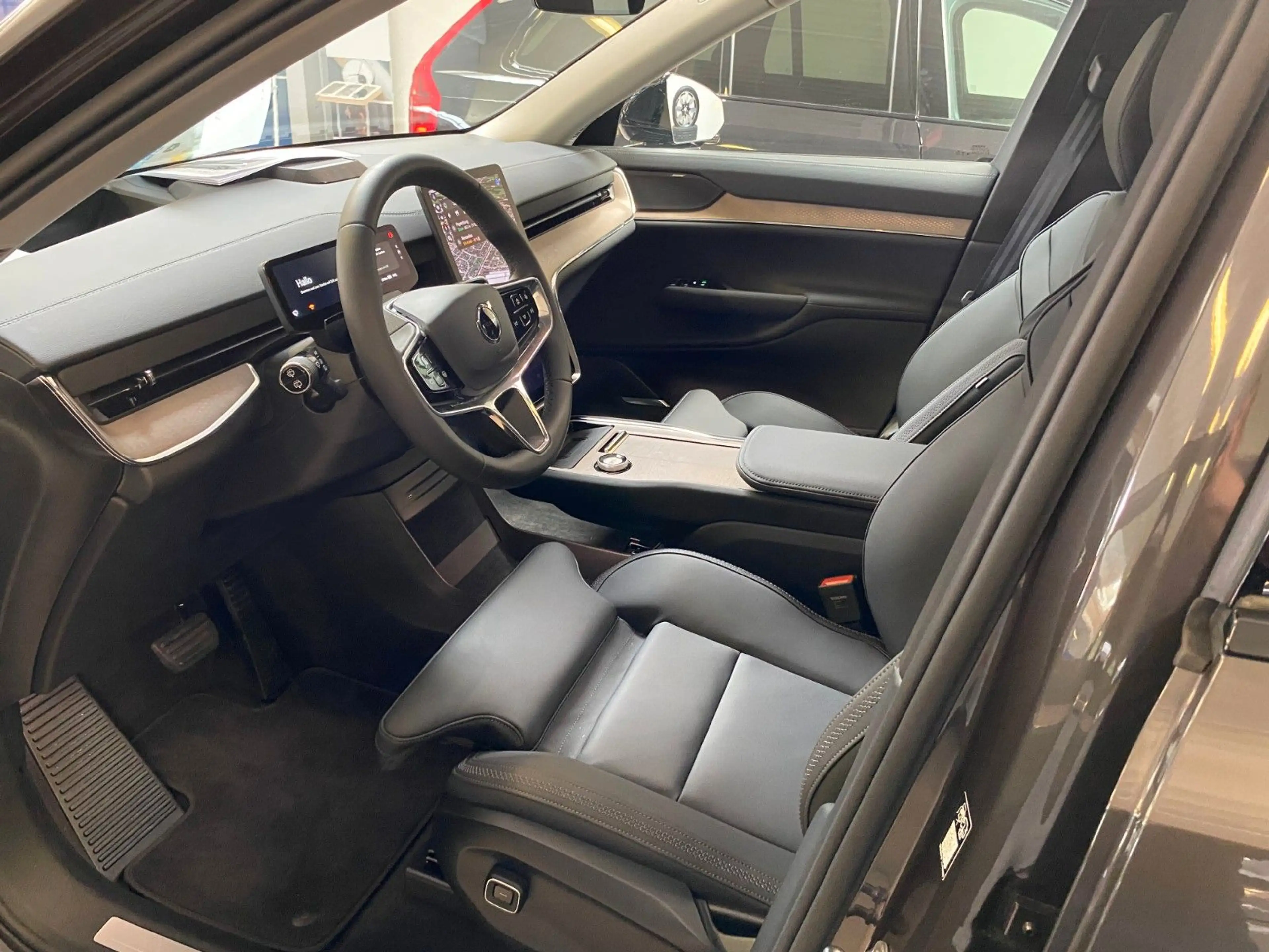 Volvo EX90 Ultra Pure Electric AWD — photo 9