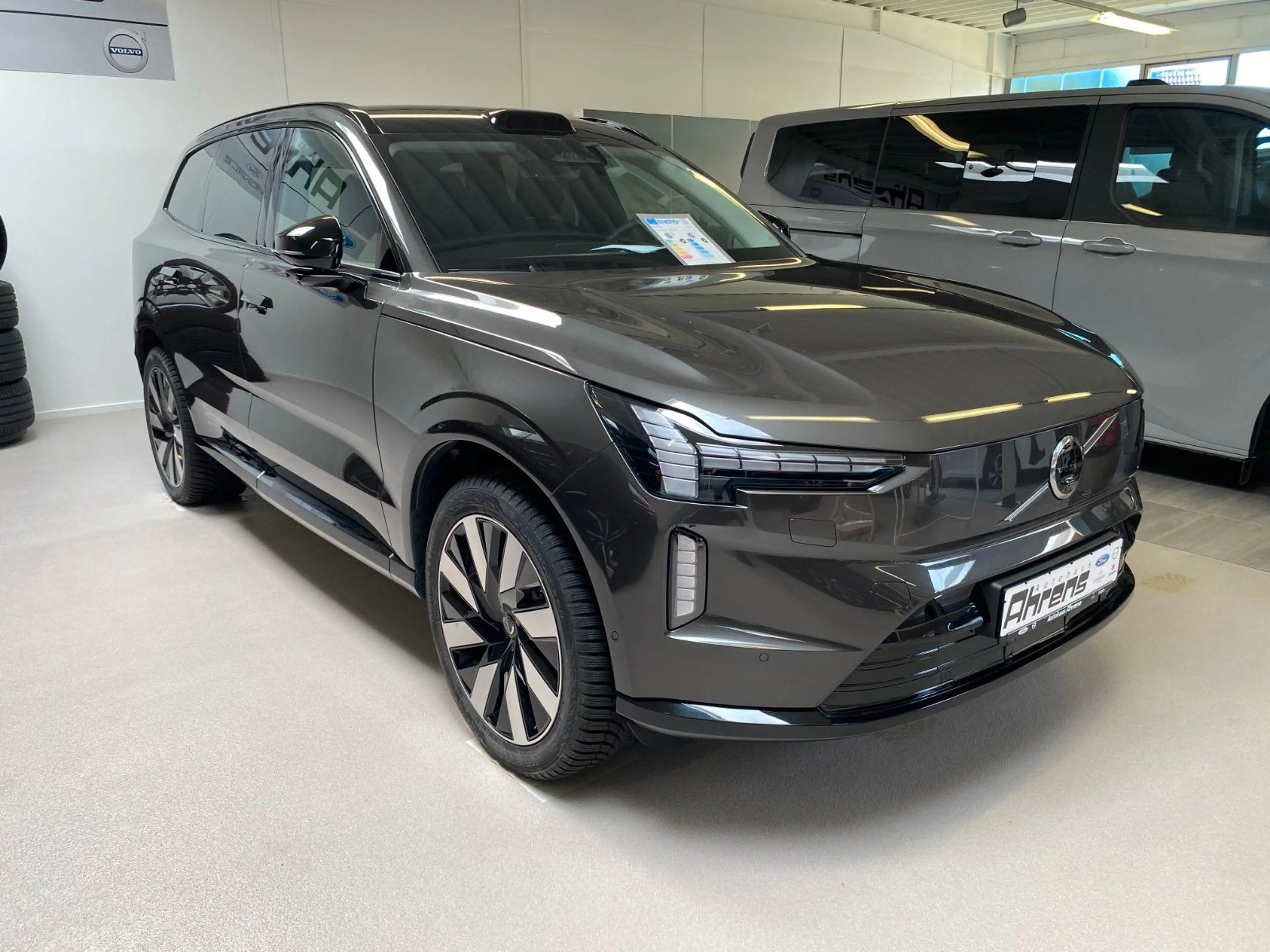 Volvo EX90 Ultra Pure Electric AWD — photo 7