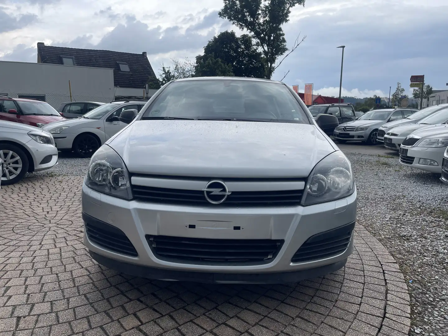Opel Astra Top-Zustand, aus 1. Hand, mit wenigen Kilometern Grau - 2