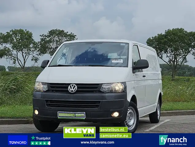 Volkswagen Transporter 2.0 TDI L2 140Pk
