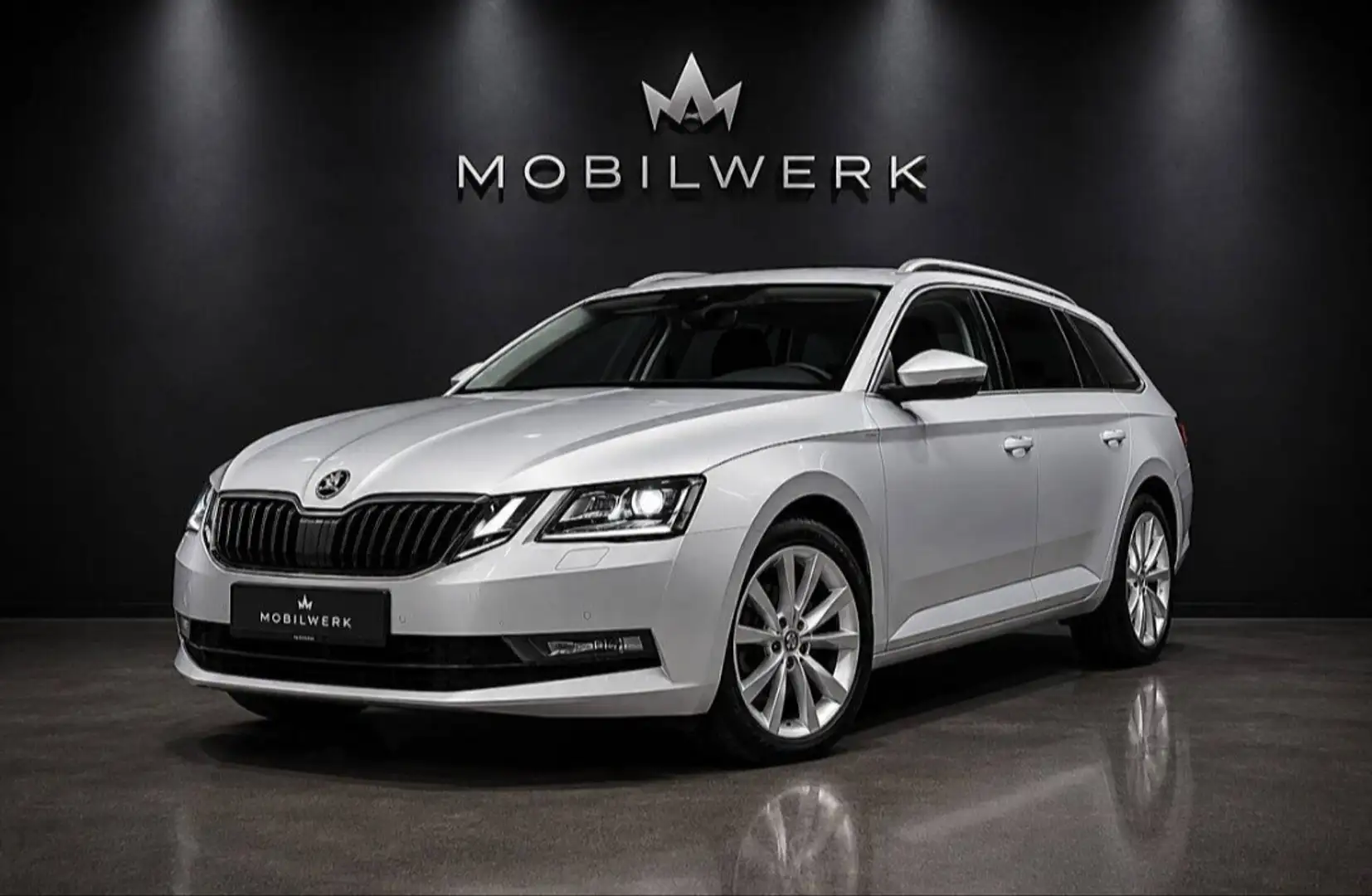 Skoda Octavia Combi 2,0 TDI Ambition DSG Silber - 1