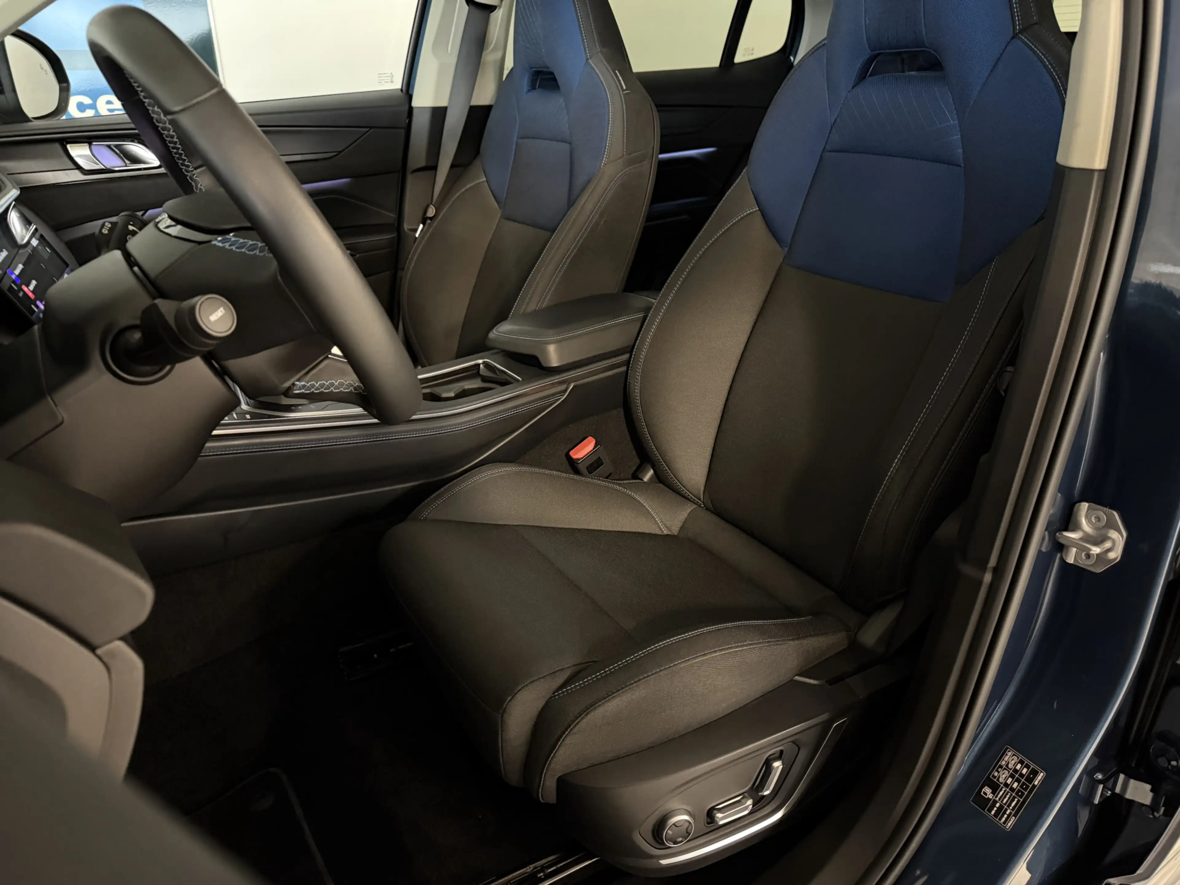 Lynk & Co 01 1.5 Phev Panoramadak /360 camera / Carplay /virtua — photo 15