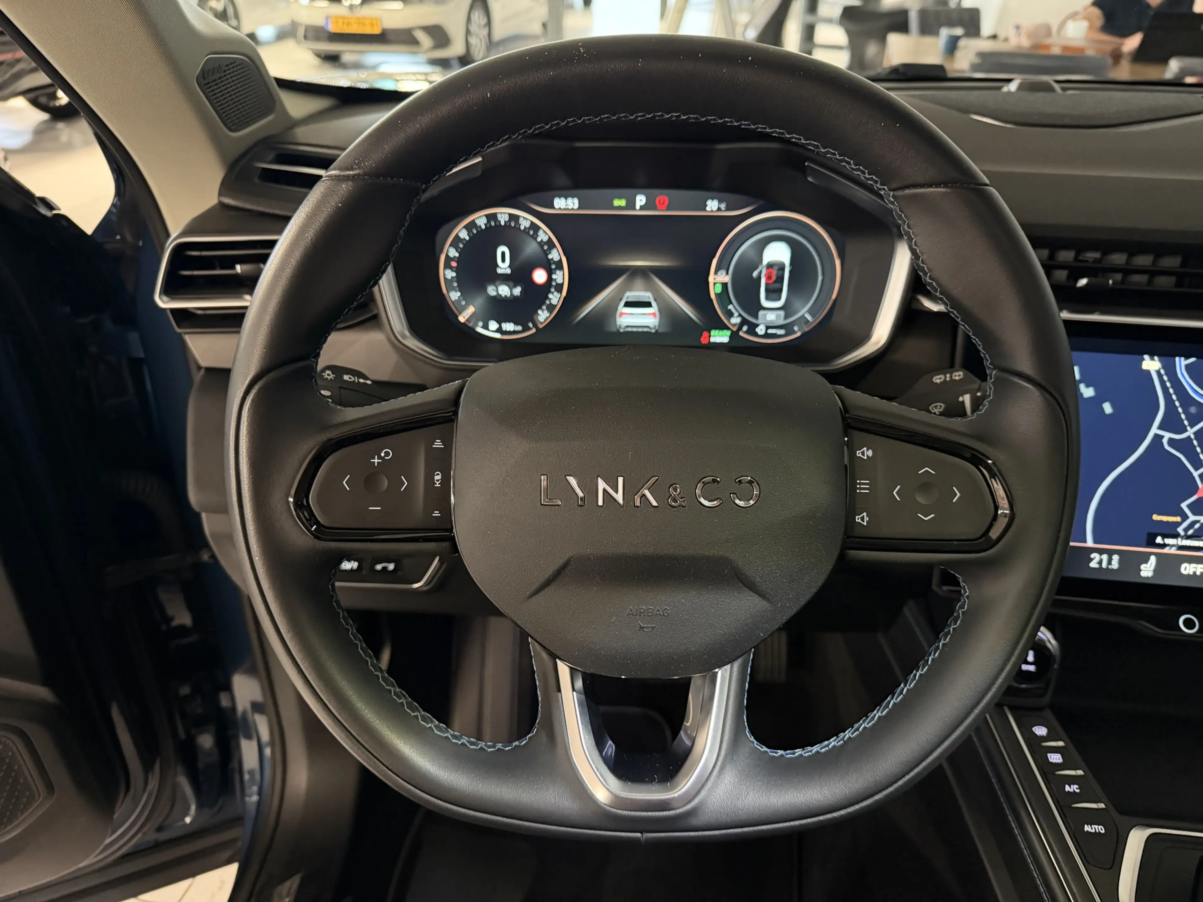 Lynk & Co 01 1.5 Phev Panoramadak /360 camera / Carplay /virtua — photo 12