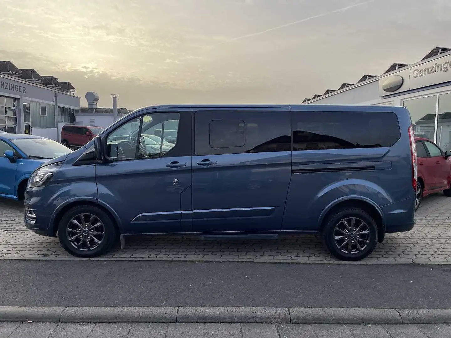Ford Tourneo Custom Titanium X L2 Autom, 1.HD+GARANTIE BIS 11/28+AHK+S Blauw - 2