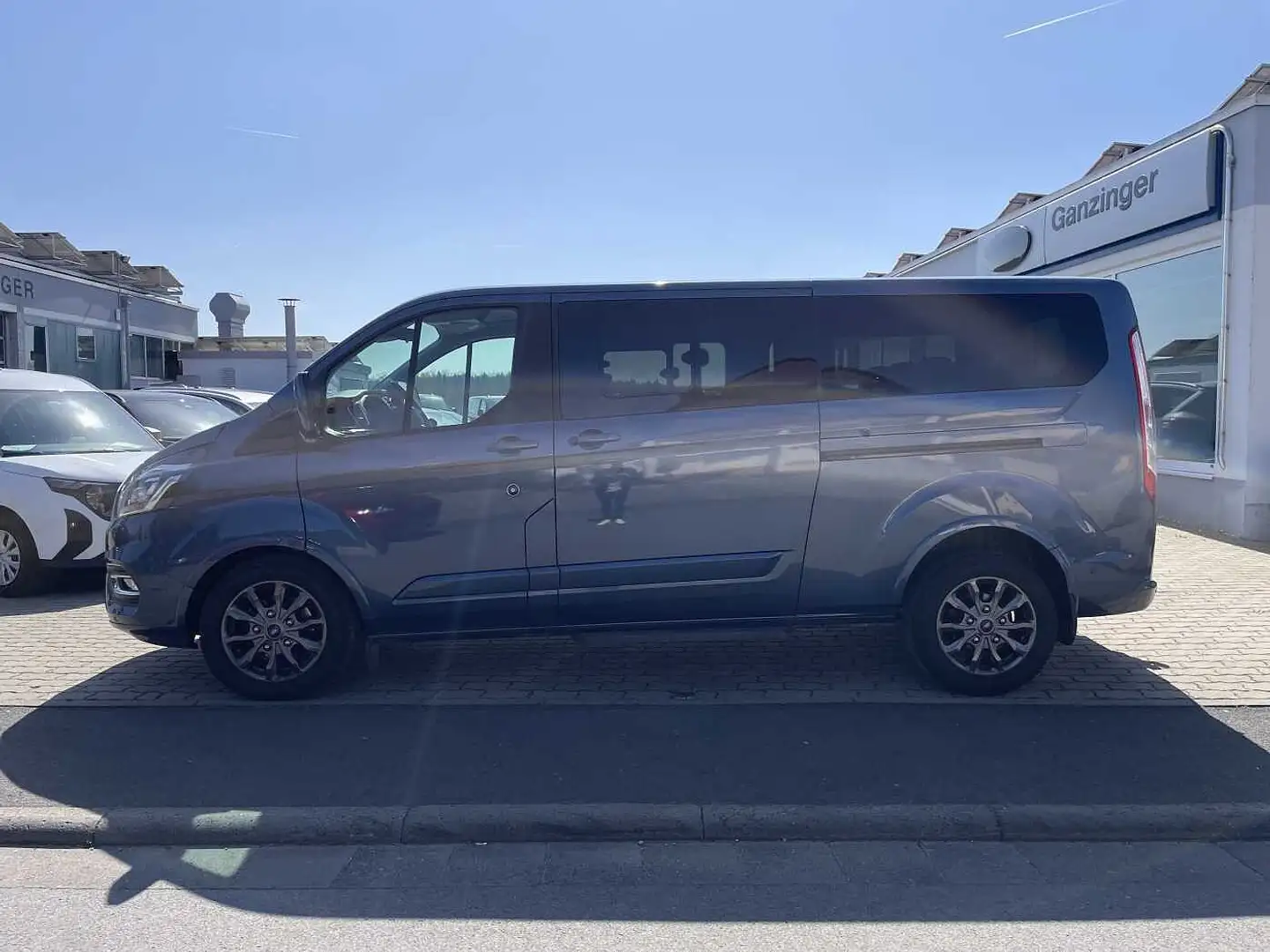 Ford Tourneo Custom Titanium X L2 Autom, 1.HD+GARANTIE BIS 11/28+AHK+S Blau - 2