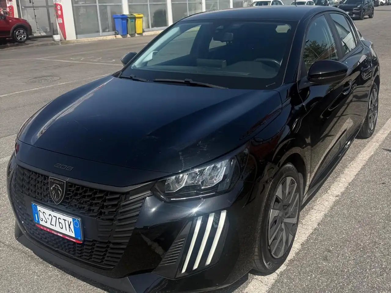 Peugeot 208