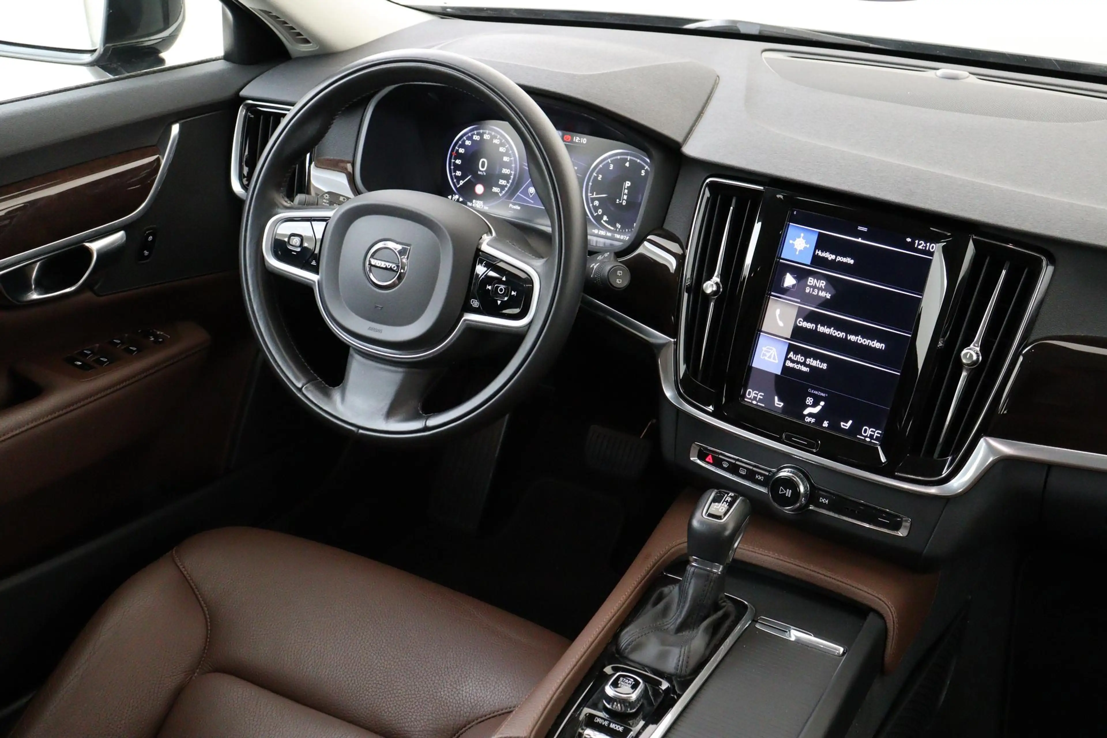 Volvo V90 T4 AUT. MOMENTUM PRO -LEDER|CAMERA|ADAP.CRUISE|SCA — photo 6