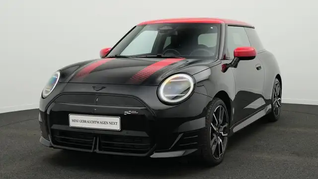 MINI Cooper E John Cooper Works Trim