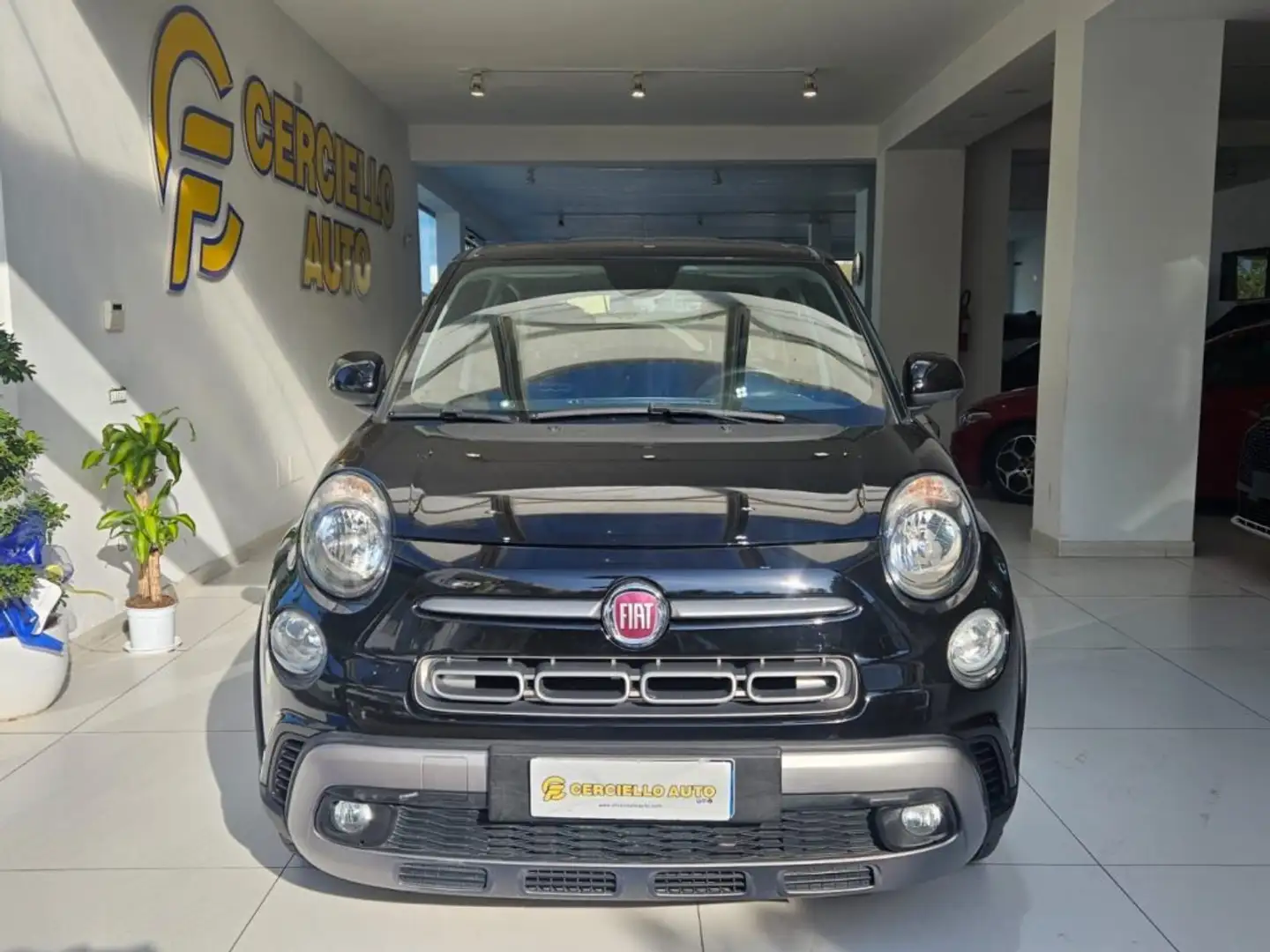 Fiat 500L 1.3 Multijet 95 CV Cross Navi tua da €149,00 Nero - 1