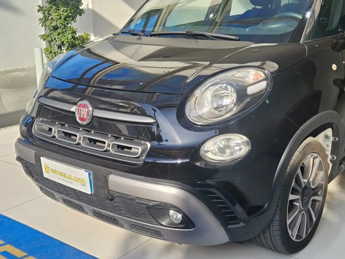 Fiat 500L 1.3 Multijet 95 CV Cross Navi tua da €149,00 Nero - 2