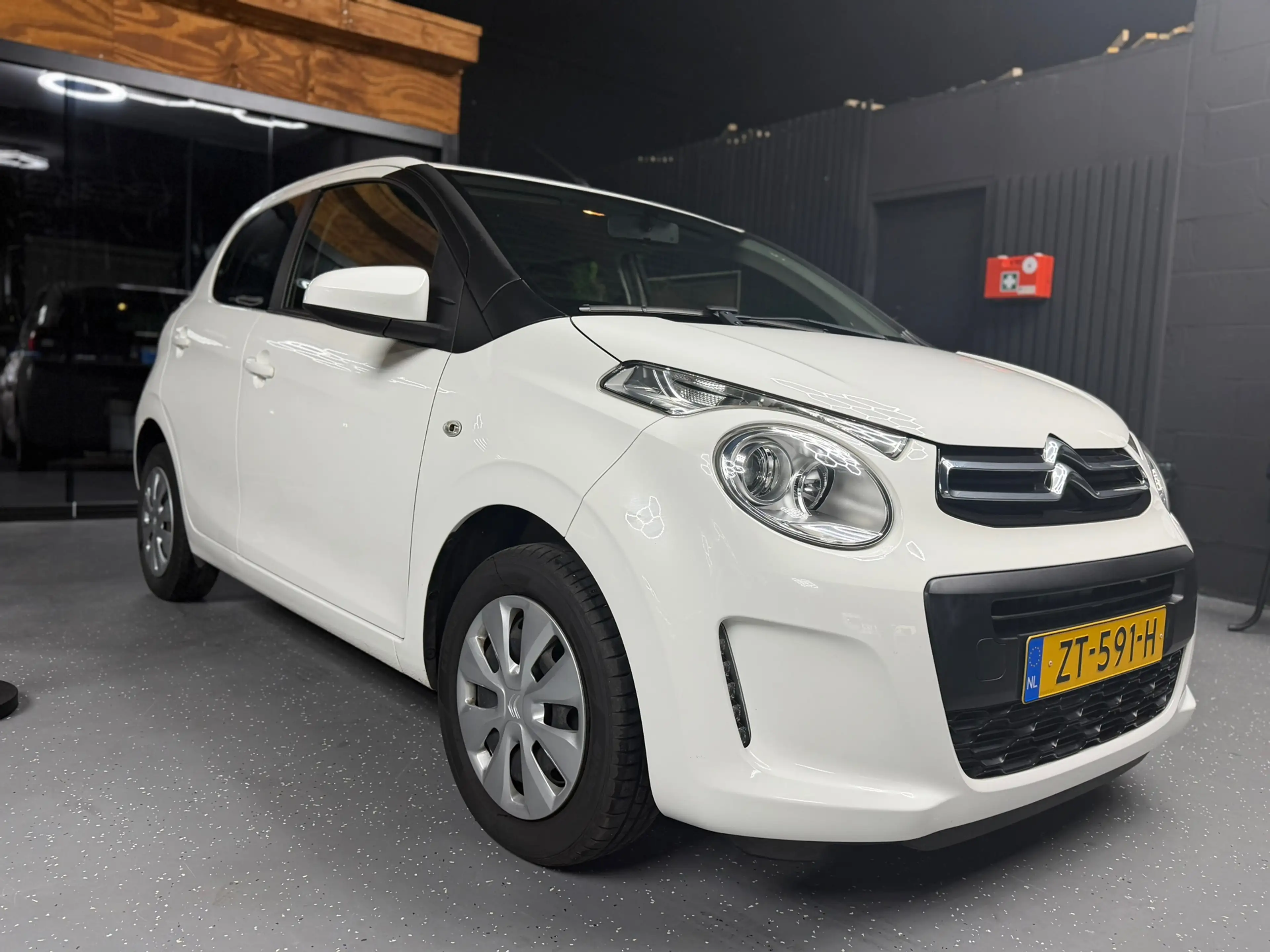 Citroen C1 1.0 VTi Feel — photo 7