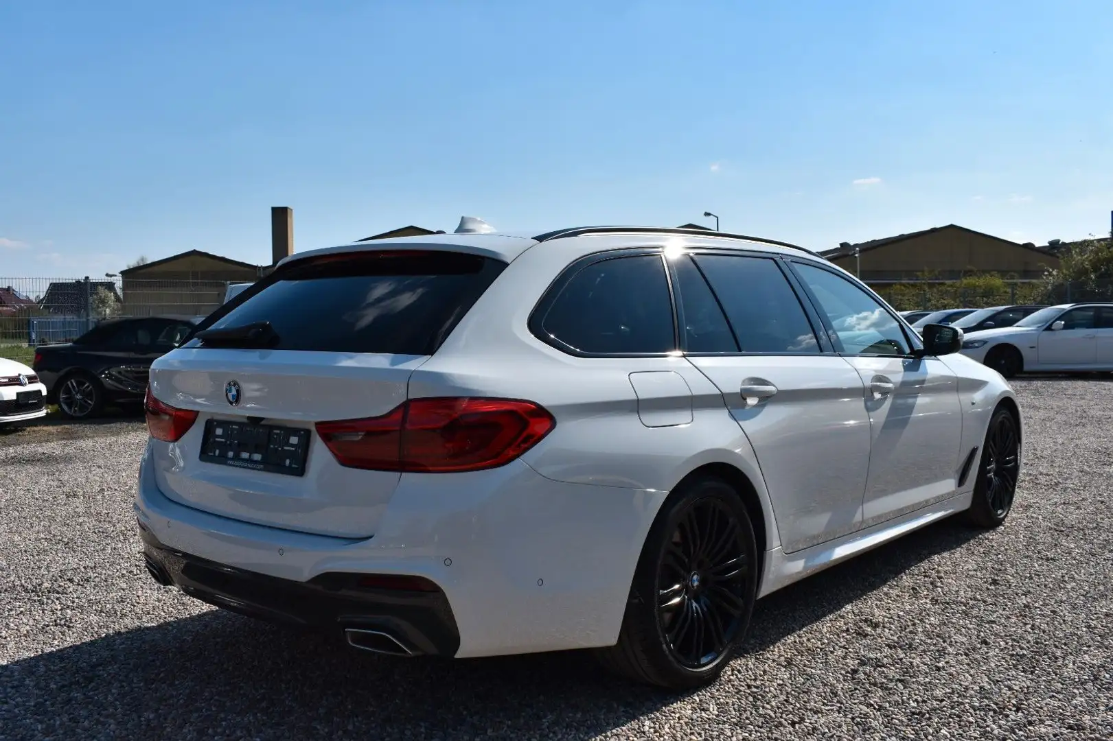 BMW 520 d Touring M Sport Keyless HUD Kamera Top Blanc - 2