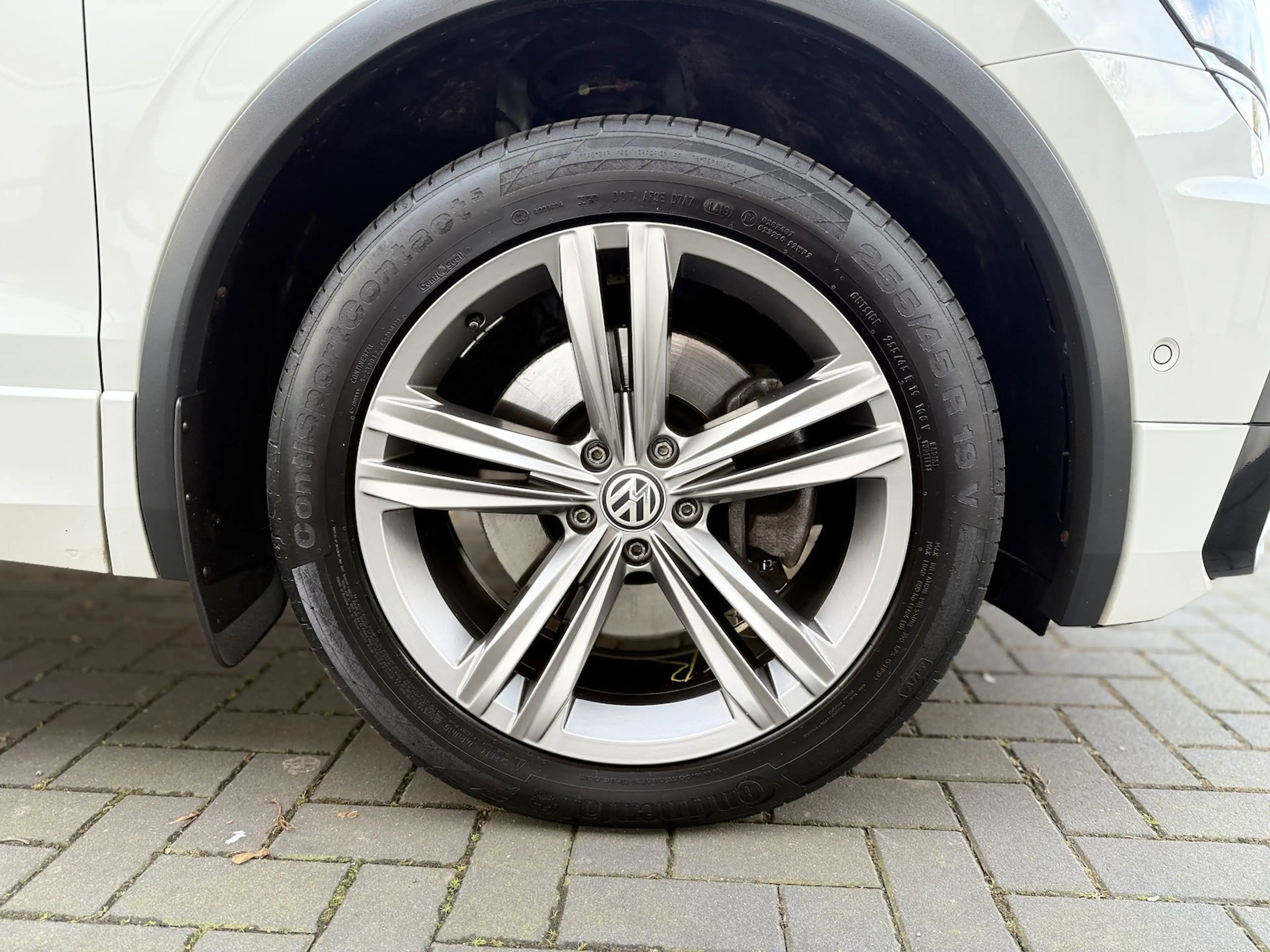 Volkswagen Tiguan Allspace 4Motion| R-Line| Keyless| Kamera — photo 10