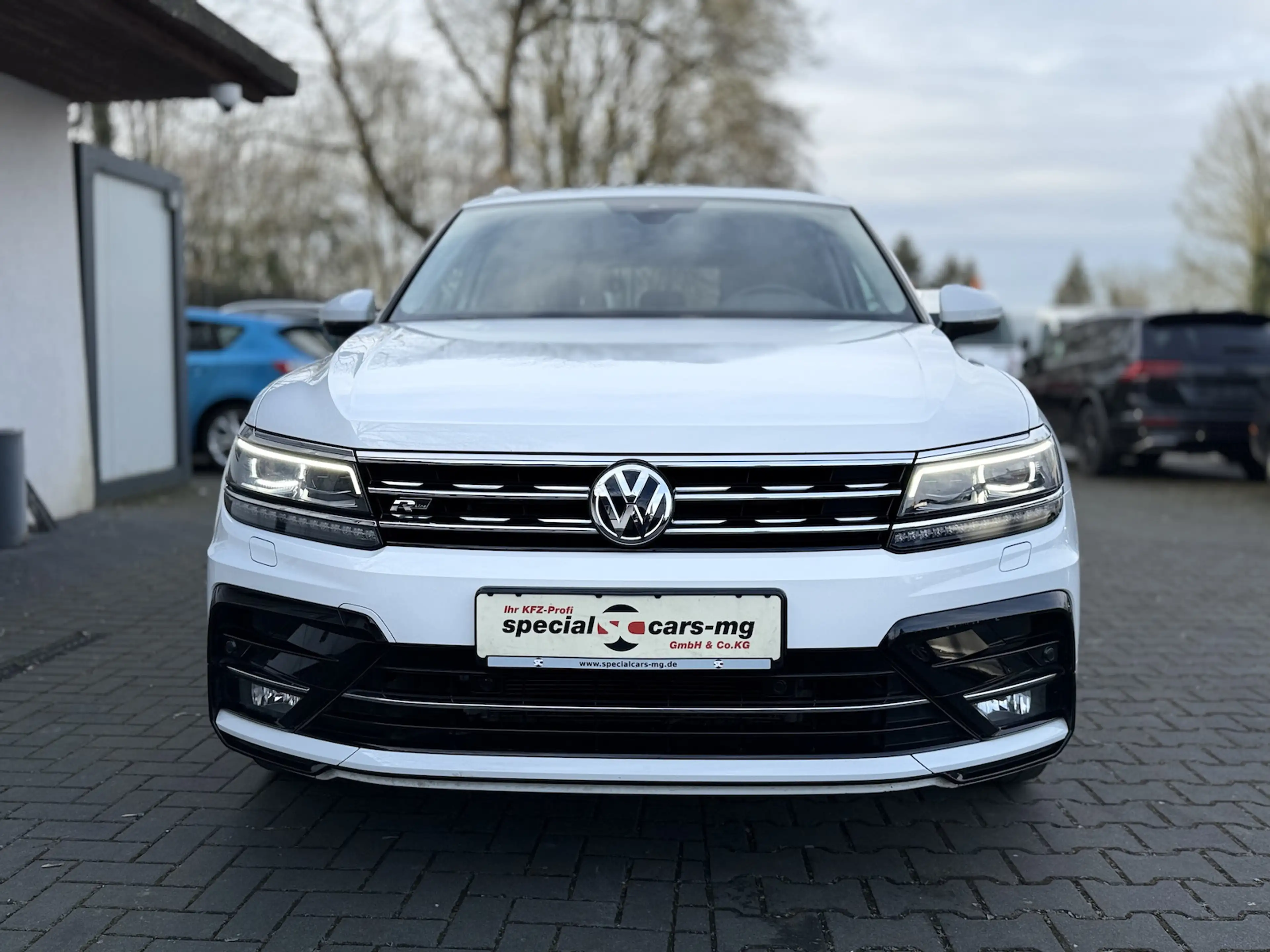 Volkswagen Tiguan Allspace 4Motion| R-Line| Keyless| Kamera — photo 3