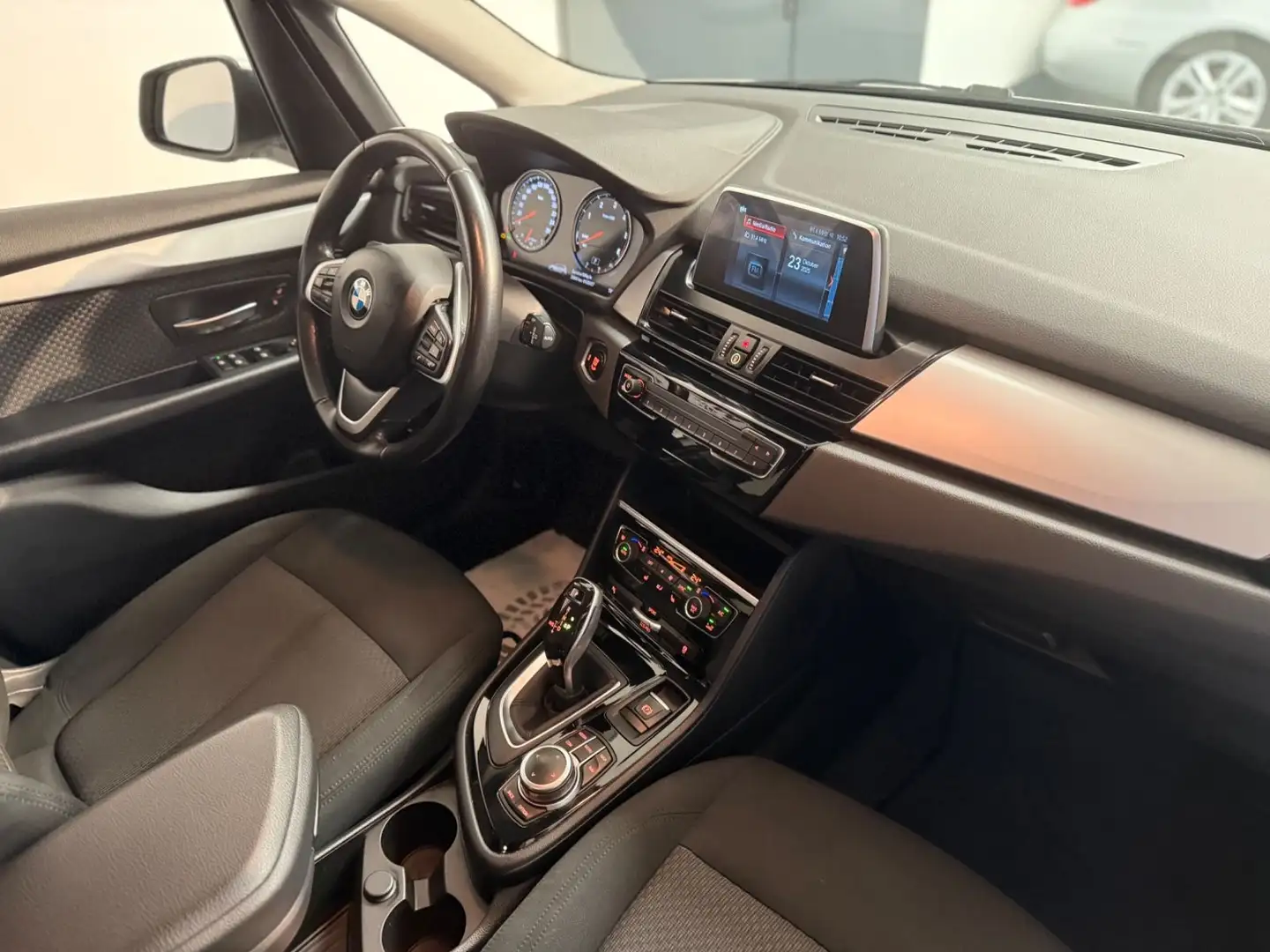 BMW 218 218 D ACTIVE TOURER*AUT*MFL*TMP*BC*NAVI*BT*LM* Weiß - 2