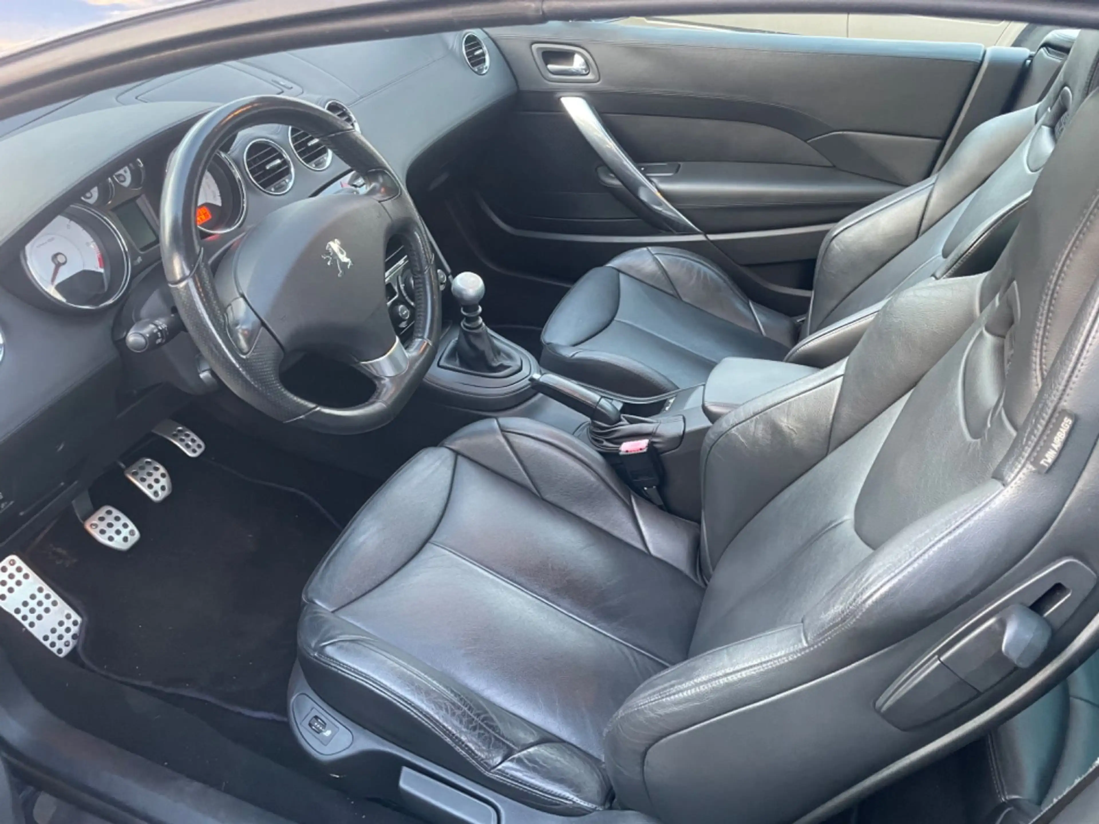 Peugeot 308 CC Cabrio KLIMA  LEDER TÜV + SERVICE NEU !!! — photo 7