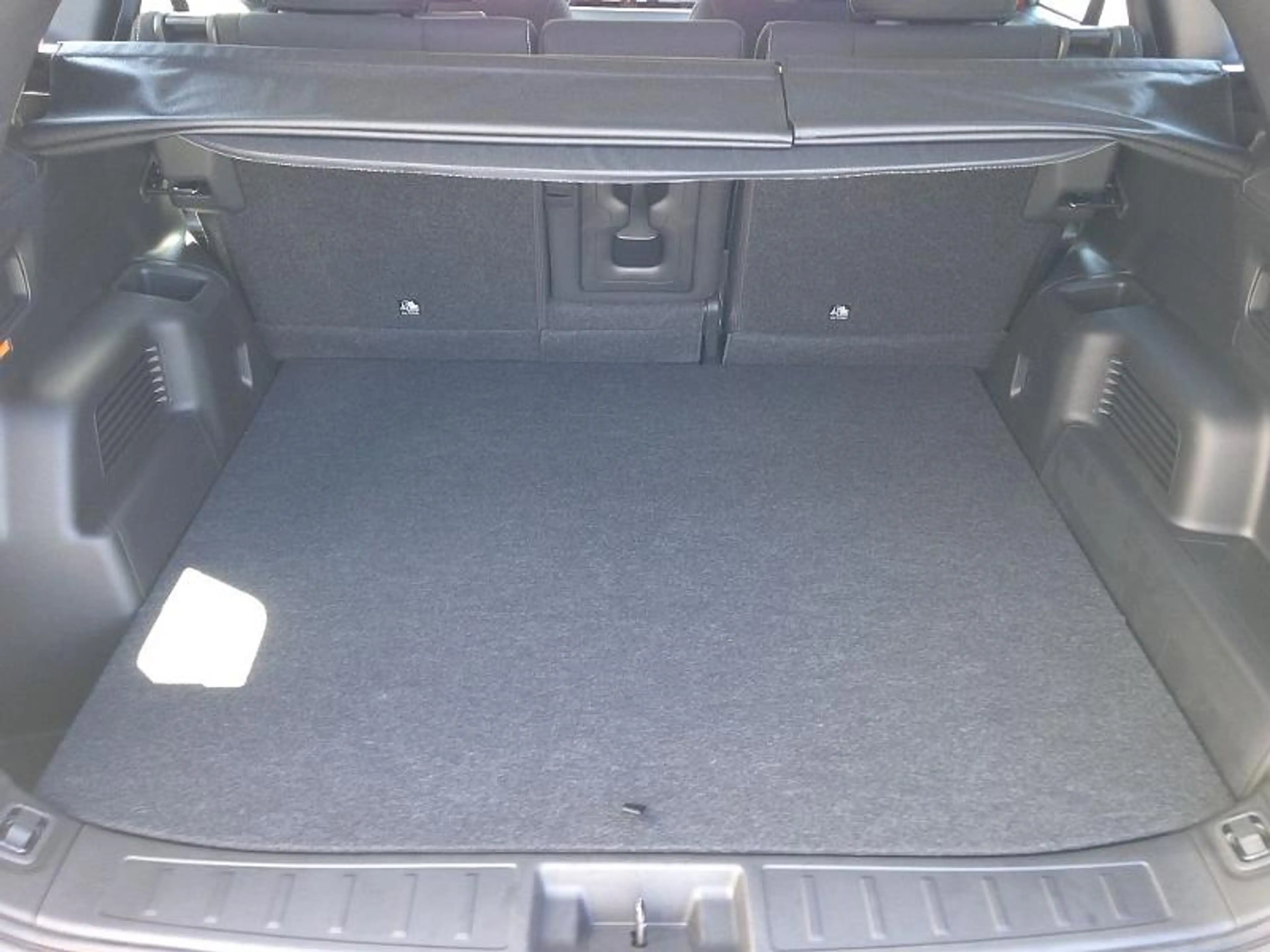 Mitsubishi Outlander 2.4L PHEV BASIS — photo 5