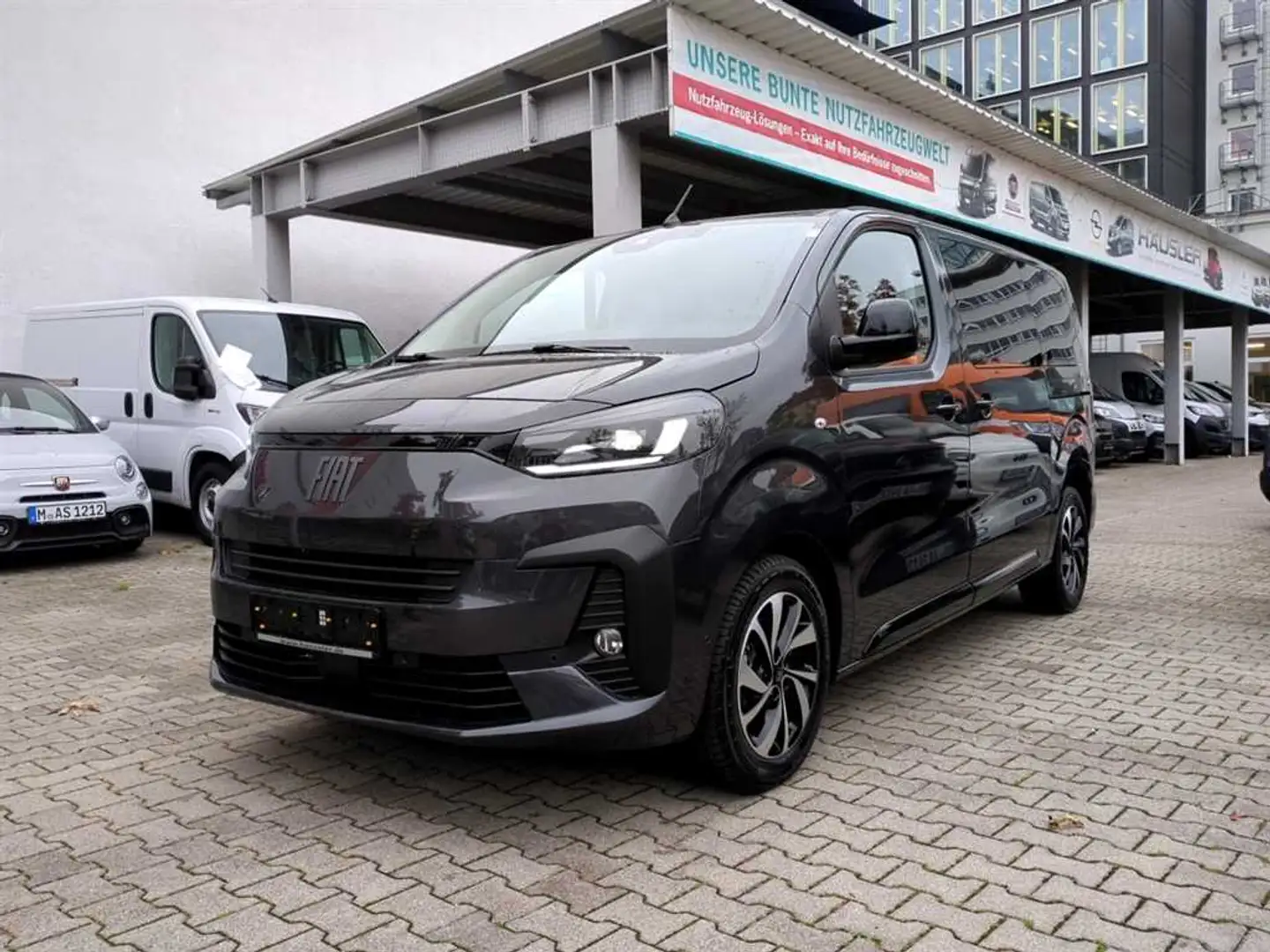 Fiat Scudo Länge 2 Basis 8-Sitzer AHK Navigation Sitzheizung Gris - 1