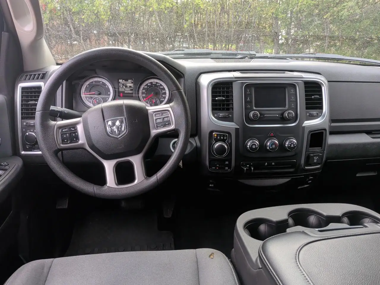 RAM 1500 снимка RAM 1500