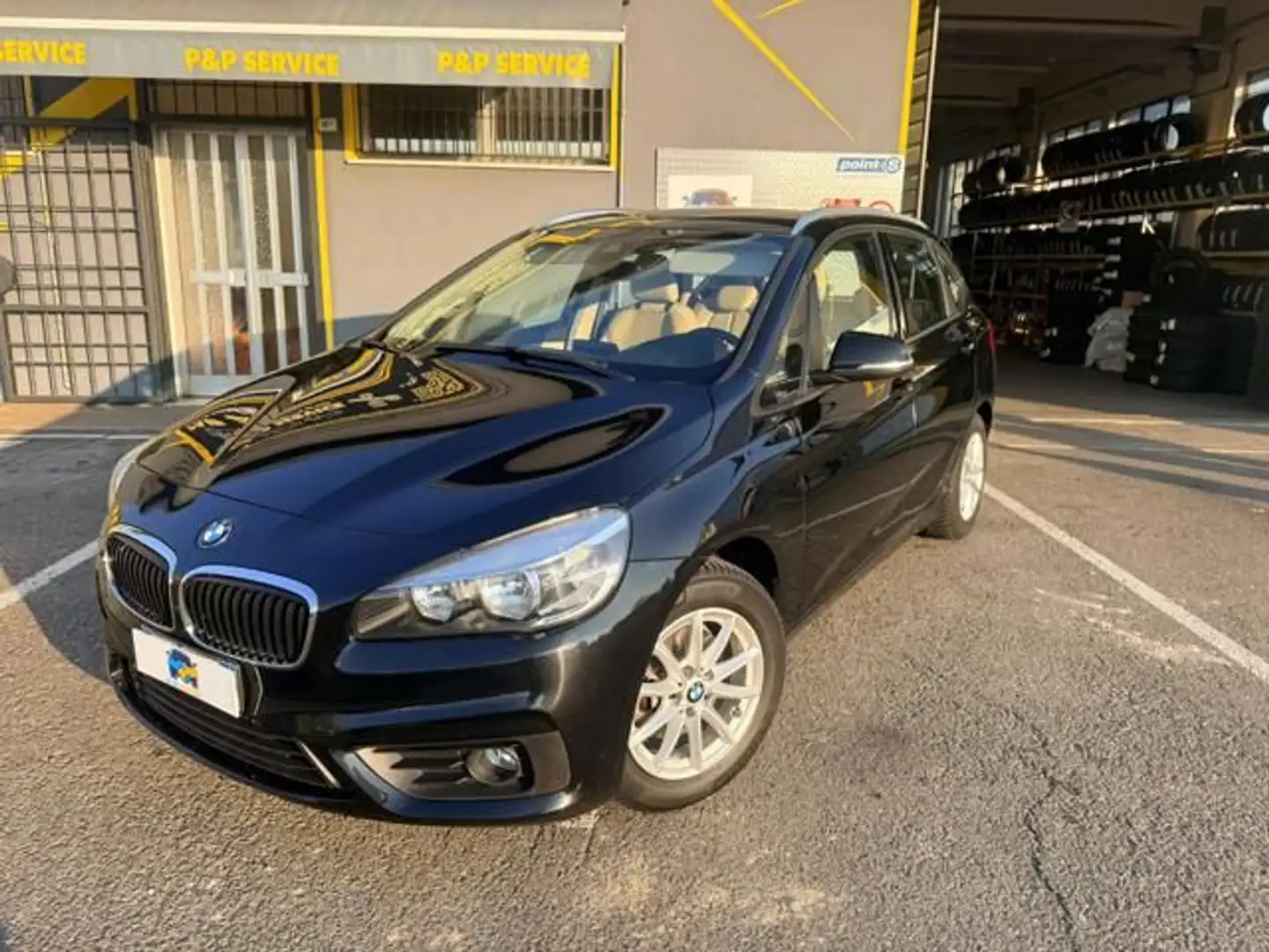 BMW 216 d Active Tourer Luxury Nero - 1