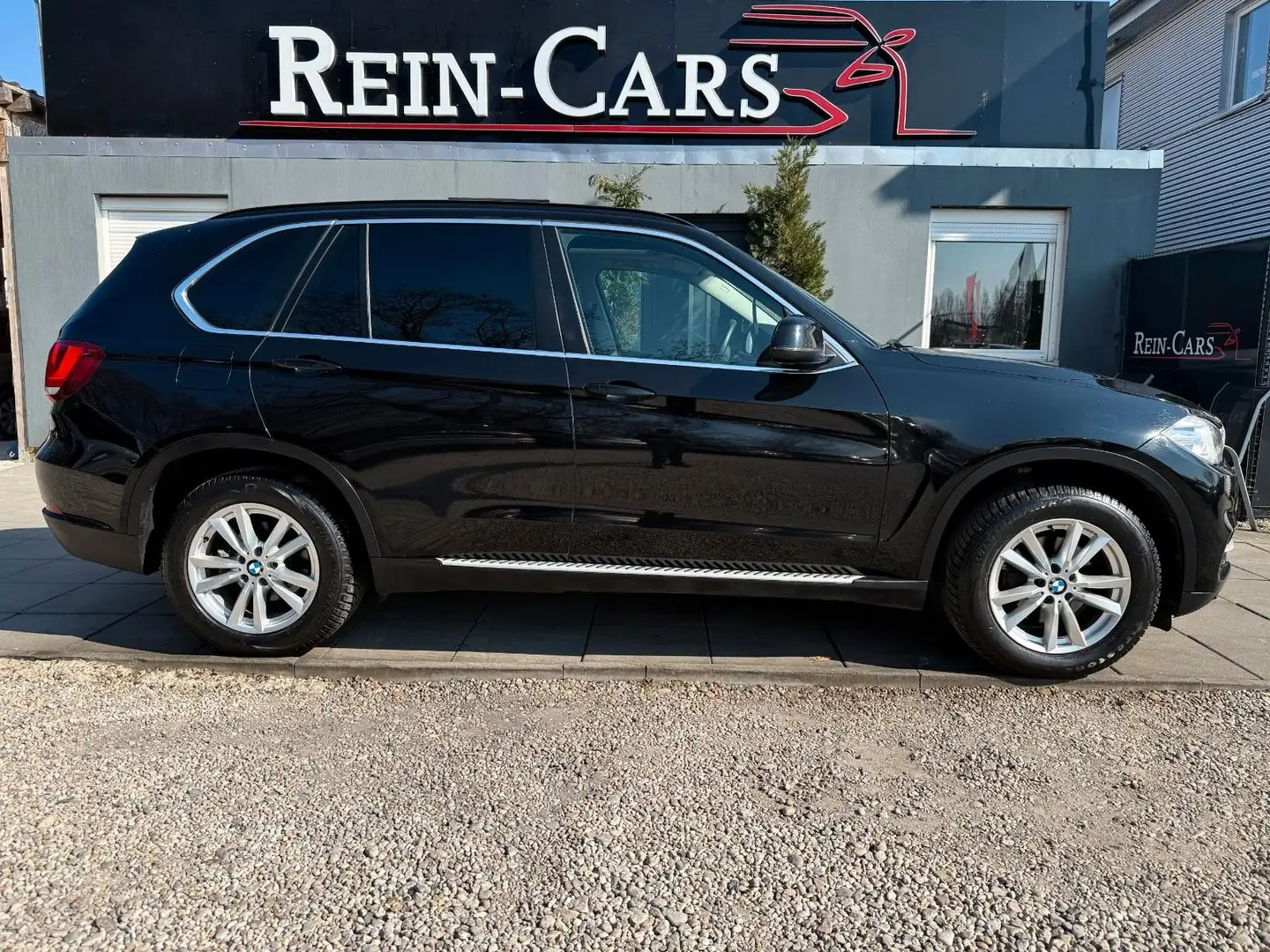 BMW X5 xDrive30d/7-SITZER/PANO/HUD/H&K/AHK/MEMORY/ Zwart - 2