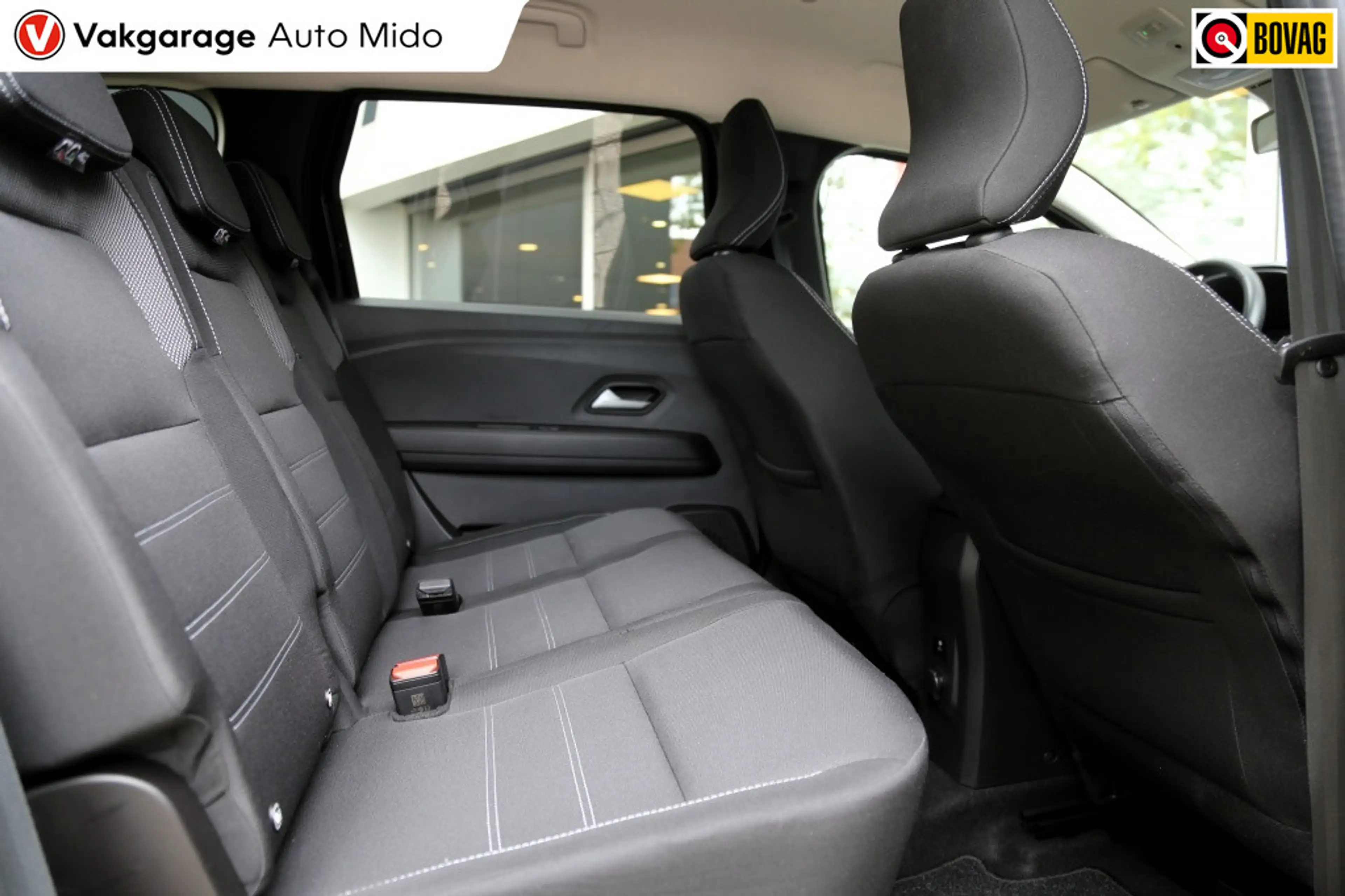 Dacia Jogger 1.6 Hybride Automaat 140 Extreme 7-persoons | All- — photo 12