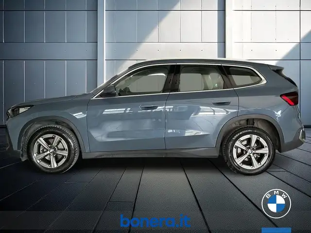 BMW X1 view 9