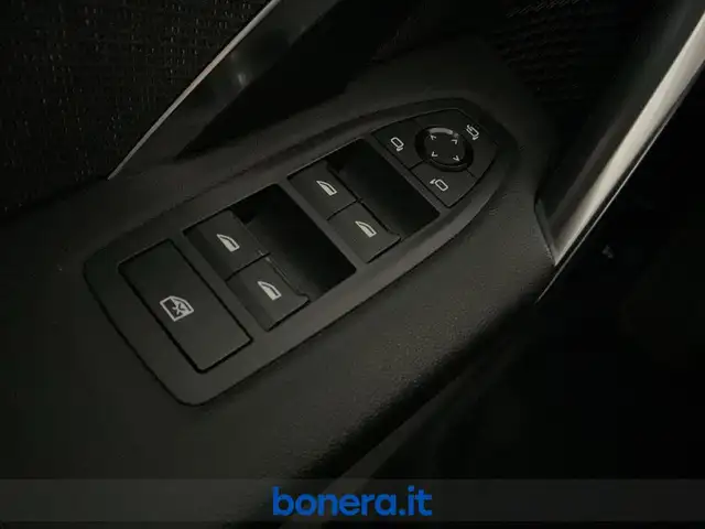 BMW X1 view 28