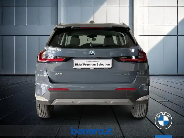 BMW X1 view 7