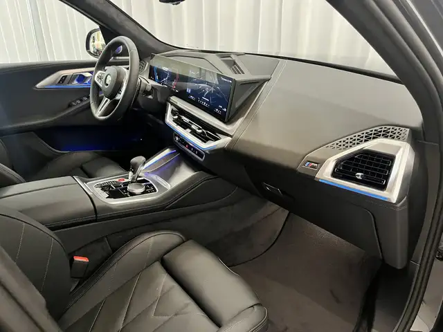 BMW XM view 8