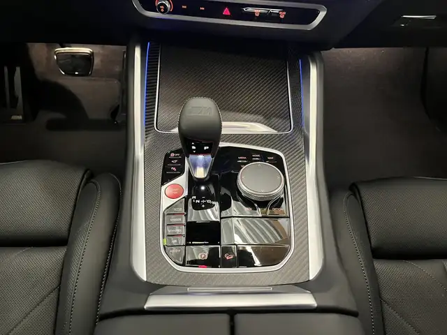 BMW XM view 12