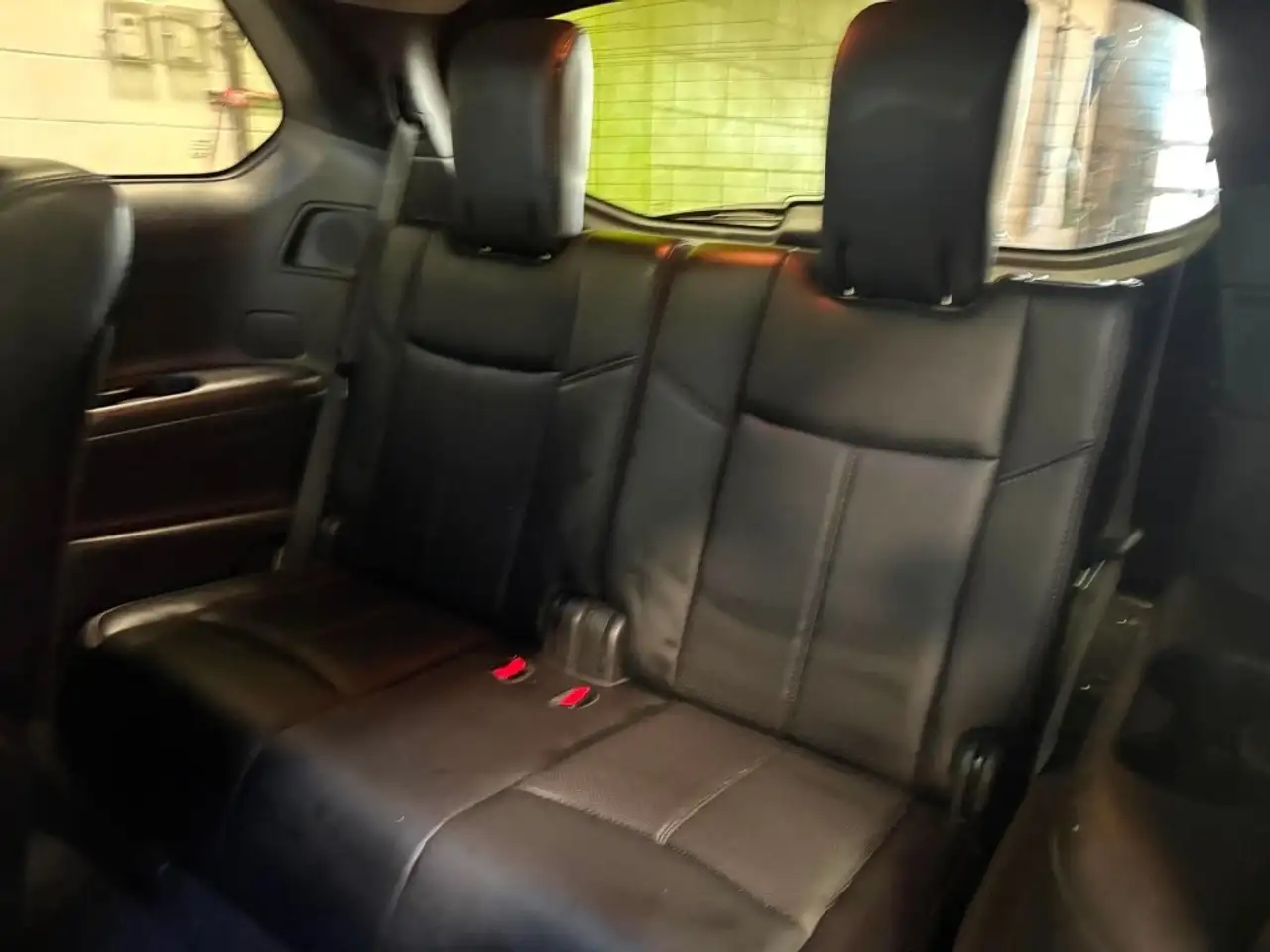 Nissan Pathfinder снимка Nissan Pathfinder